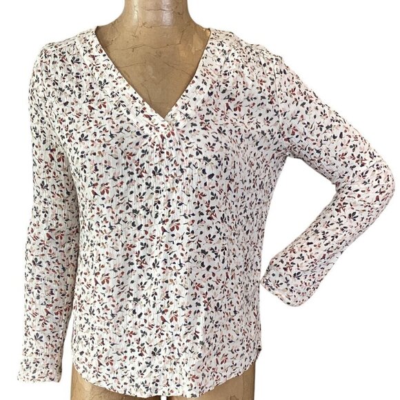 Nordstrom,  Hinge "Ivory Eggnog" Bird Leaf Print Top M #231M - Picture 2 of 8